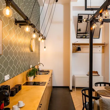 Old Town Loft Designed With Apartamento