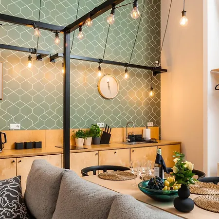 Old Town Loft Designed With Apartamento